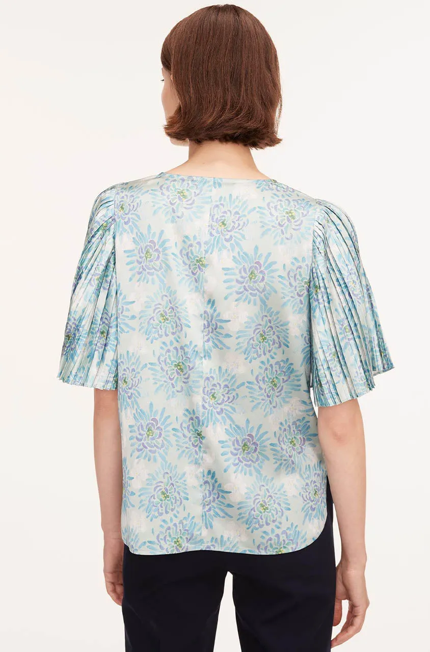 Astera Fleur Pleated Sleeve Blouse