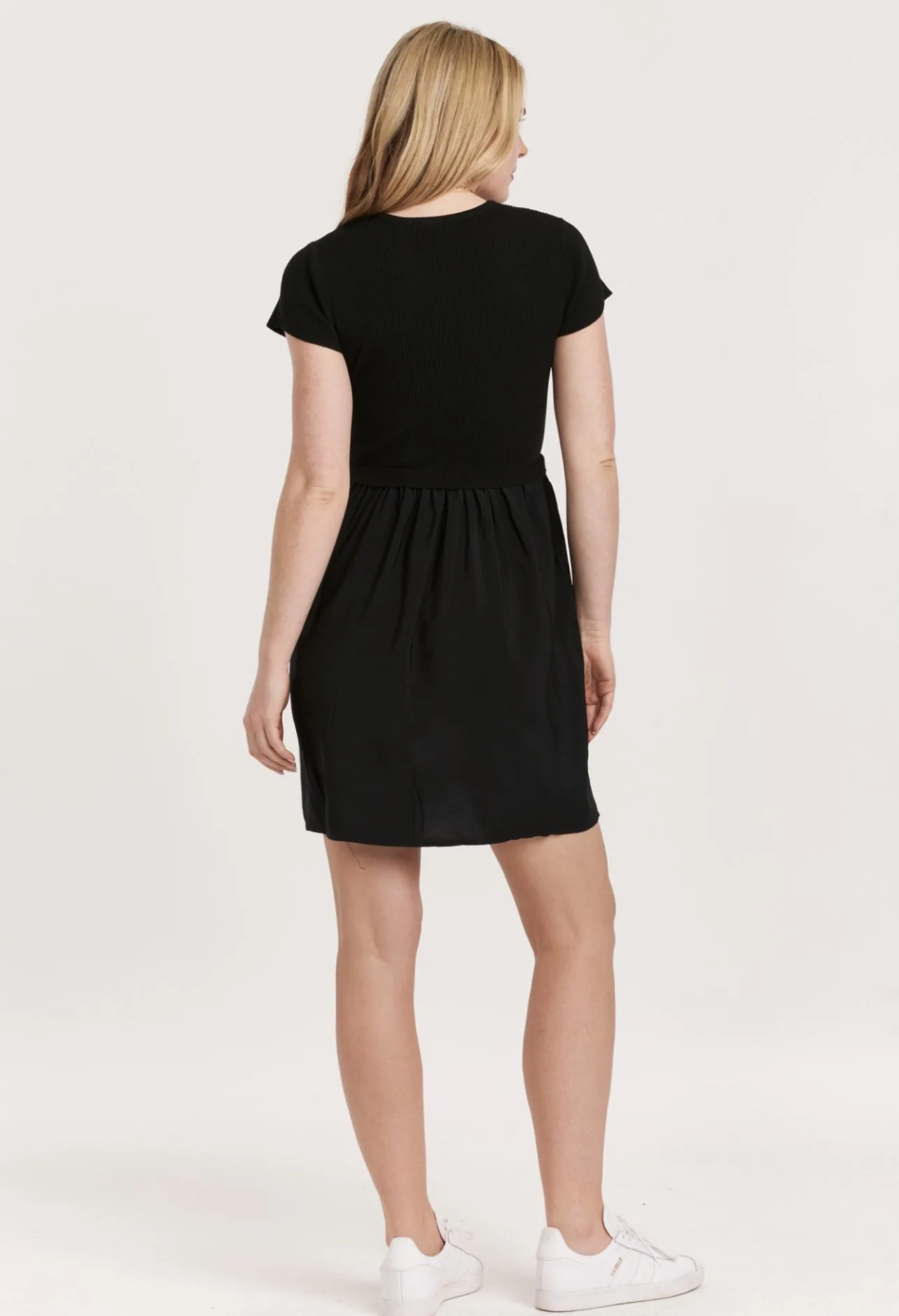 AVALON MOCK NECK SHORT SLEEVE DRESS BLACK