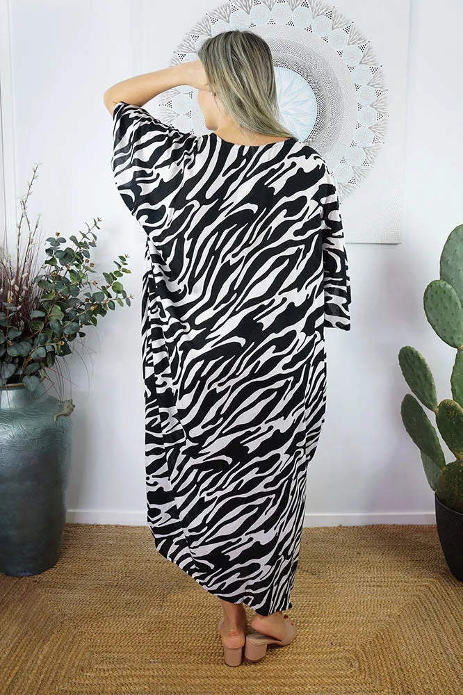 Long Kaftan "Large Zebra"