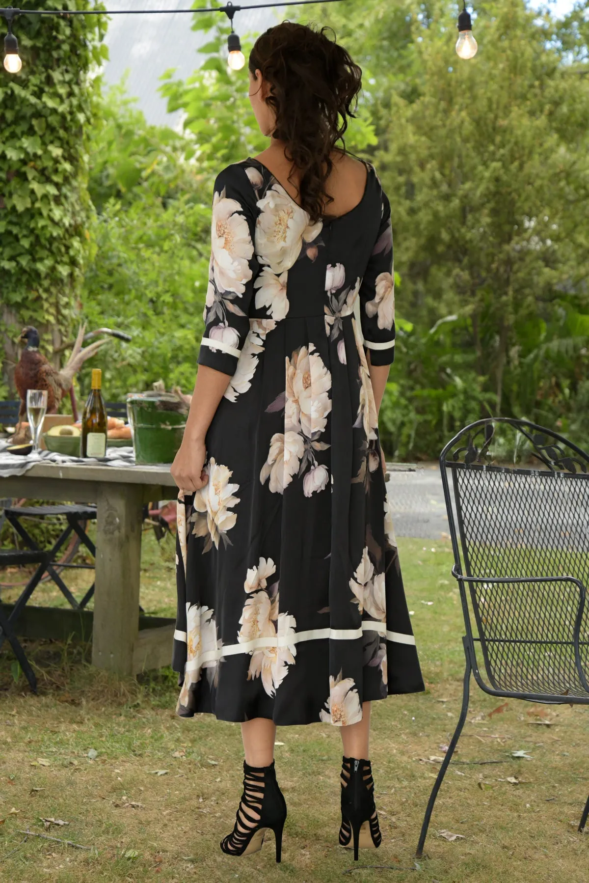 Trelise Cooper Black Floral Dancing All The Way Dress - Elegant & Vibrant